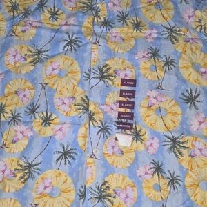 Berkley Jensen Short Sleeve Hawaiian Shirt
